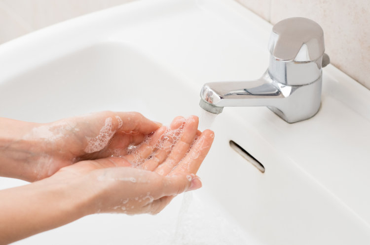 Uštedite prilikom pranja zubi, pranja ruku i tuširanja